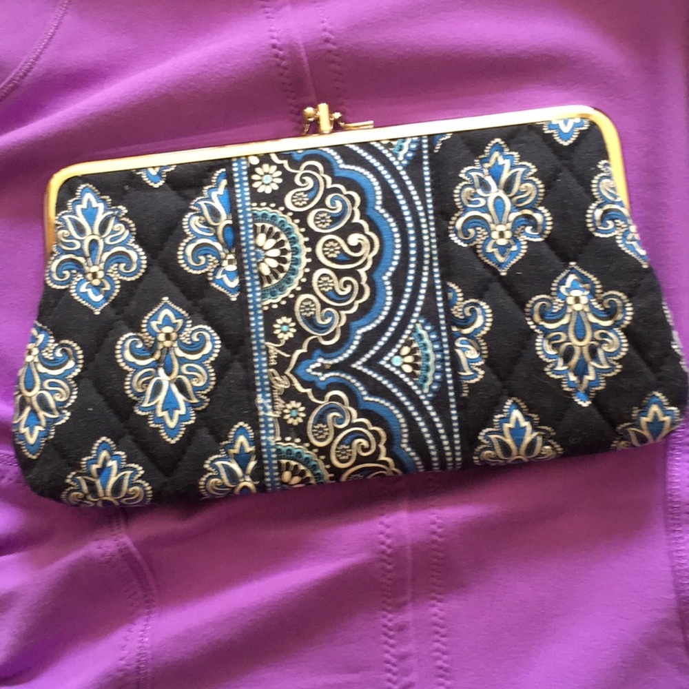 Vera Bradley Wallet/ Clutch